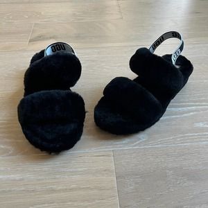 UGG Women's Fluff Yeah Slide Slippers size 9
